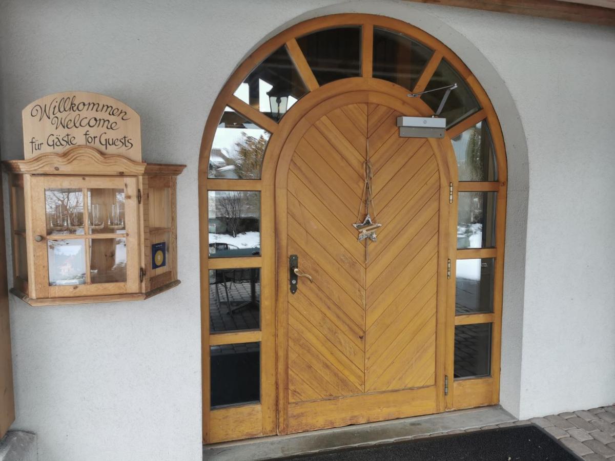 Gemeinschaftshaus Im Oberdorf Lutzelfluh Luaran gambar