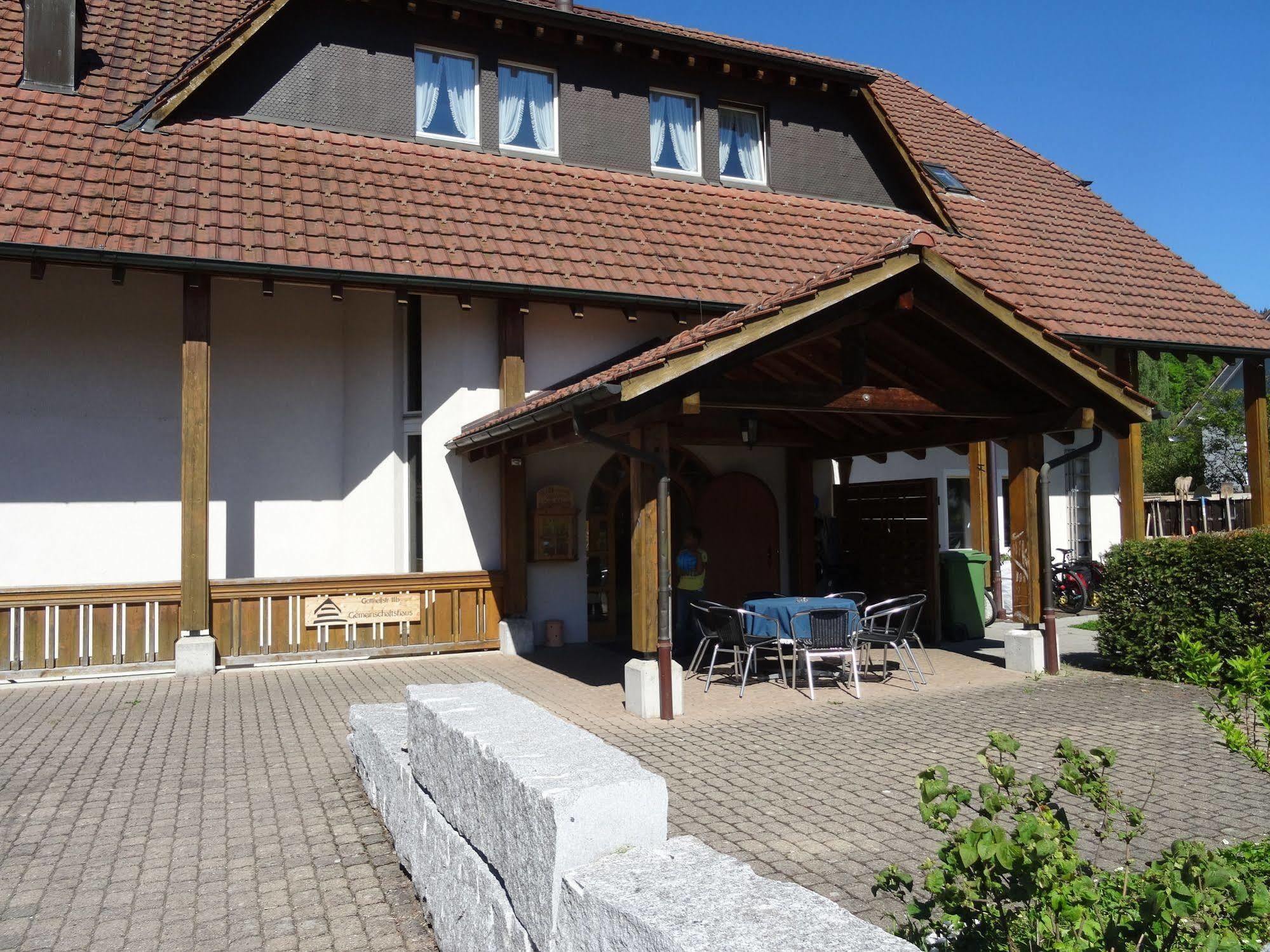 Gemeinschaftshaus Im Oberdorf Lutzelfluh Luaran gambar